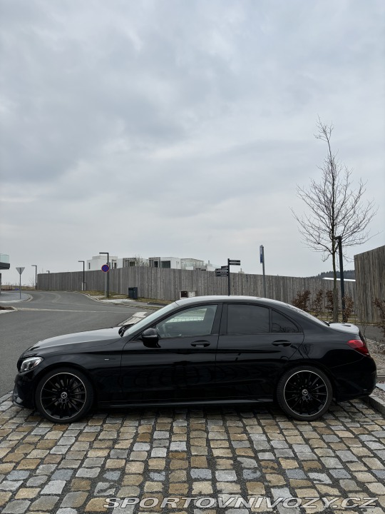 Mercedes-Benz C 400 4MATIC V6 245kW 2017
