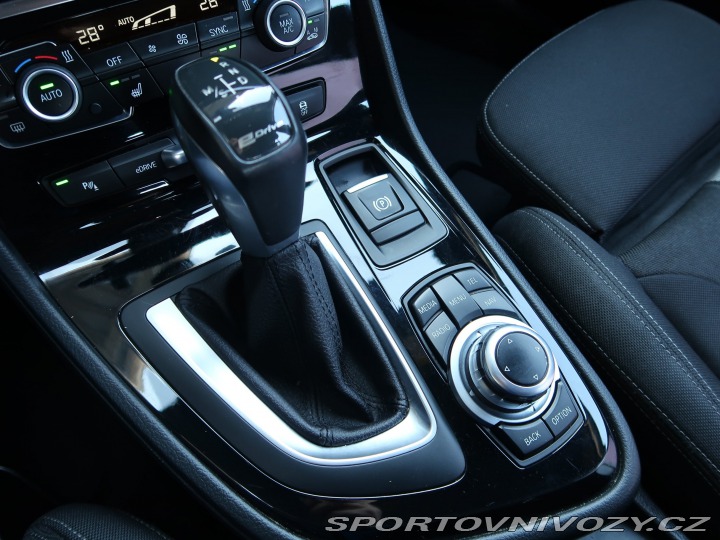 BMW 2 Active Tourer Premiere 22 2016