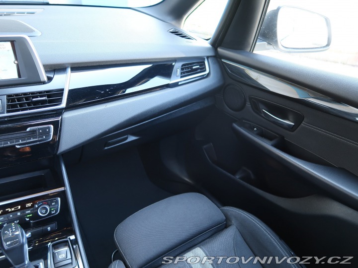 BMW 2 Active Tourer Premiere 22 2016