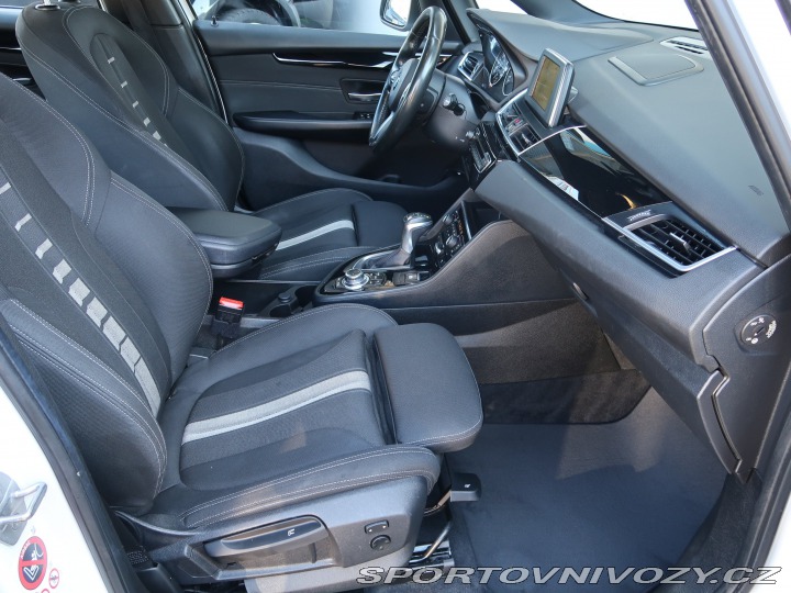 BMW 2 Active Tourer Premiere 22 2016