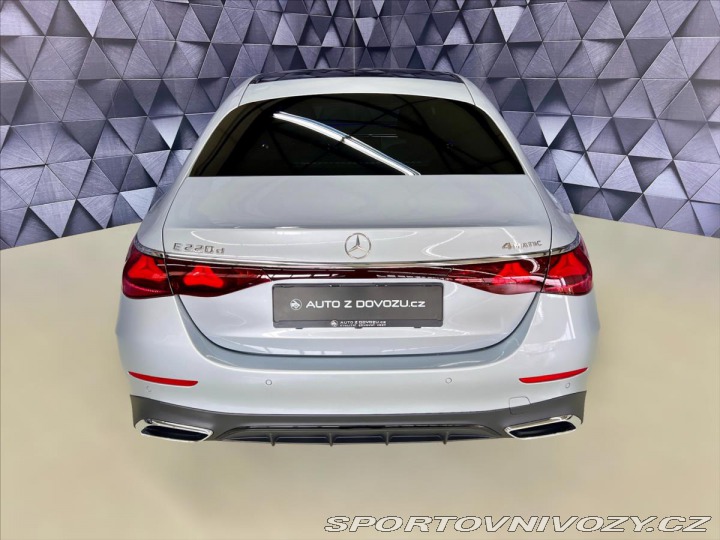Mercedes-Benz E 220d 4MATIC AMG, WEBASTO, 2025