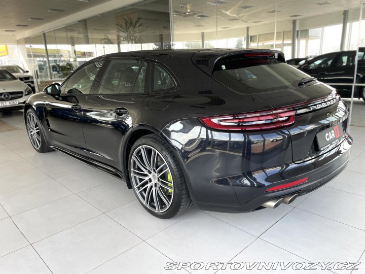 Porsche Panamera 4 E-Hybrid*Matrix*REZERVA 2019