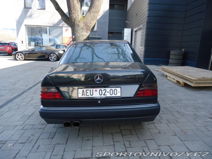 Mercedes-Benz E E500 1991