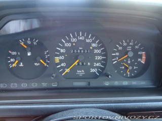 Mercedes-Benz E E500 1991