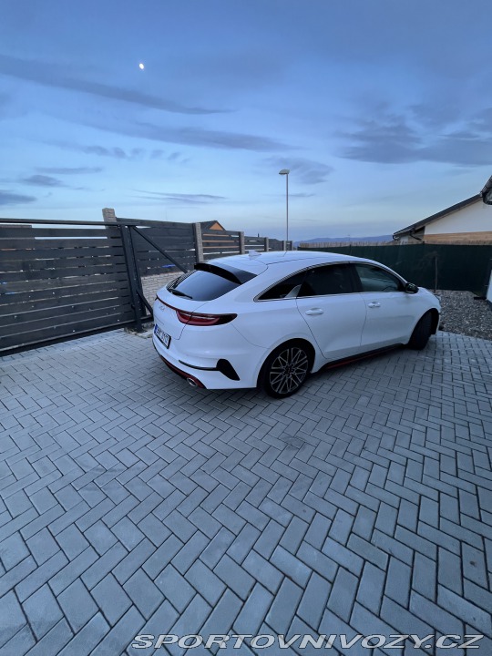Kia ProCeed GT, 1.6 t-gdi, 150 kW 2022