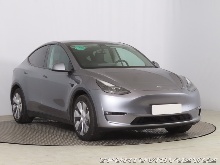 Tesla Model Y Long Range AWD 75kWh 2024