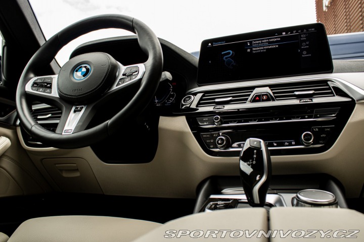 BMW 5 Touring 530e Laser, v Zá 2023