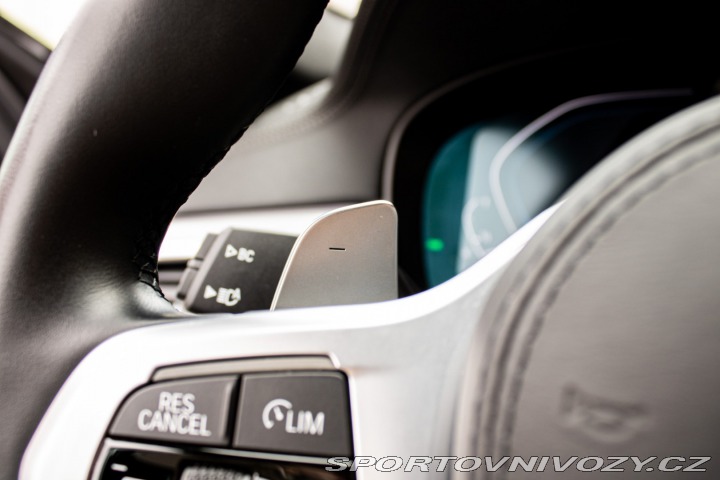 BMW 5 Touring 530e Laser, v Zá 2023
