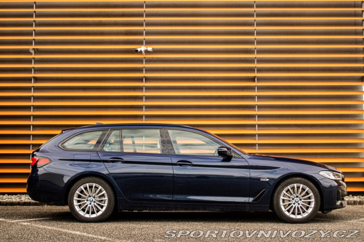 BMW 5 Touring 530e Laser, v Zá 2023
