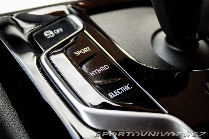BMW 5 Touring 530e Laser, v Zá 2023