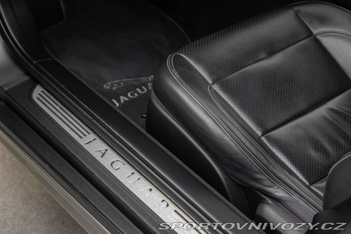 Jaguar XK 5.0 V8 Portfolio Coupé 2010