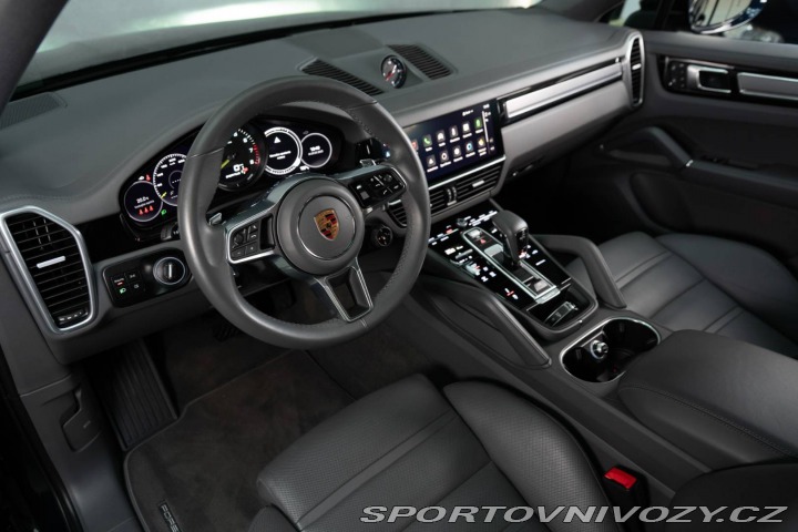 Porsche Cayenne 2022