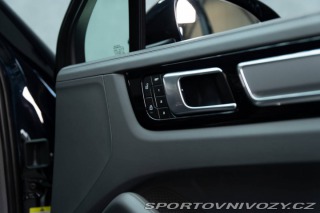 Porsche Cayenne  2022