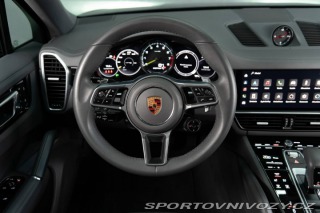 Porsche Cayenne  2022