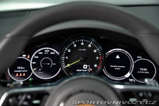 Porsche Cayenne  2022