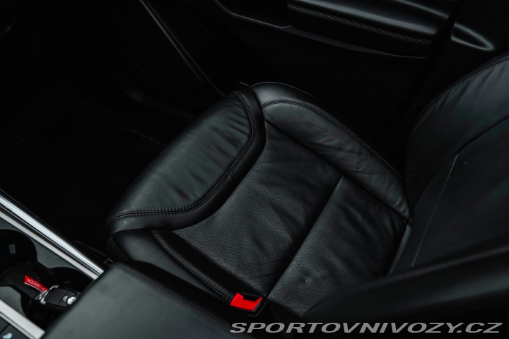 Ford Ostatní modely Explorer Platinum Plug-in-Hybrid 4 2022