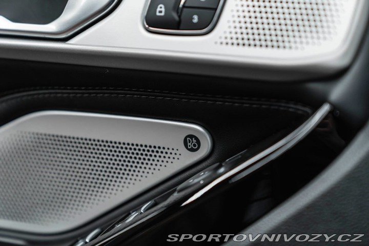Ford Ostatní modely Explorer Platinum Plug-in-Hybrid 4 2022