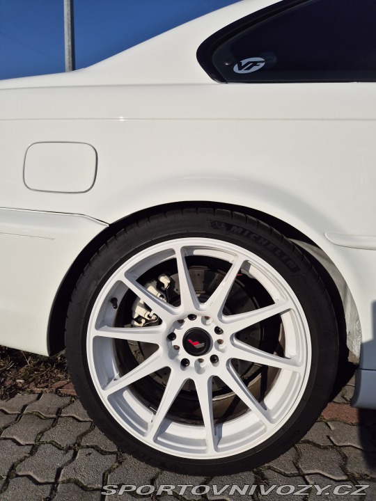 BMW 3 e46 330ci kompresor VF 2003