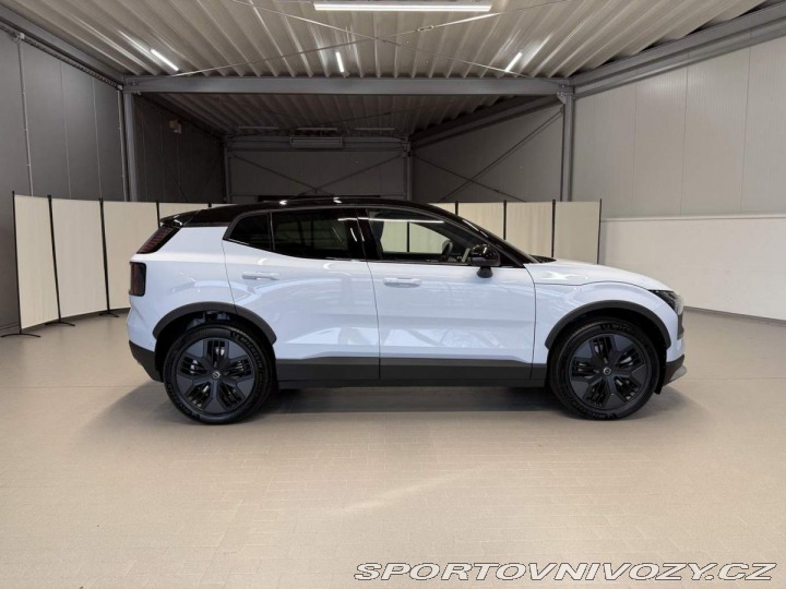 Volvo EX30 Twin Motor Performance Ul 2025