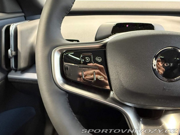 Volvo EX30 Twin Motor Performance Ul 2025