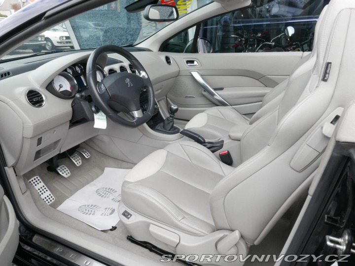 Peugeot 308 CC 1,6THP 200-PS REZERVAC 2012