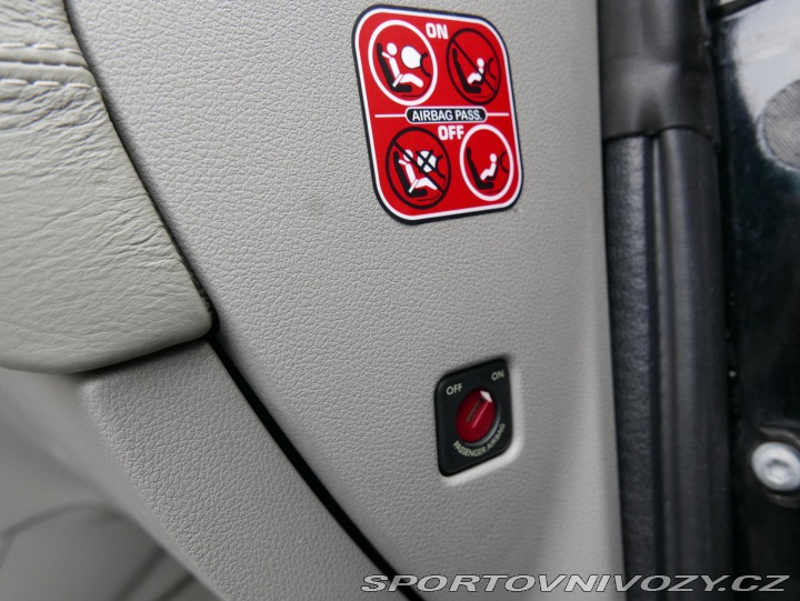 Peugeot 308 CC 1,6THP 200-PS REZERVAC 2012