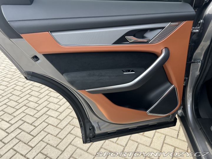 Jaguar F-Pace  2021