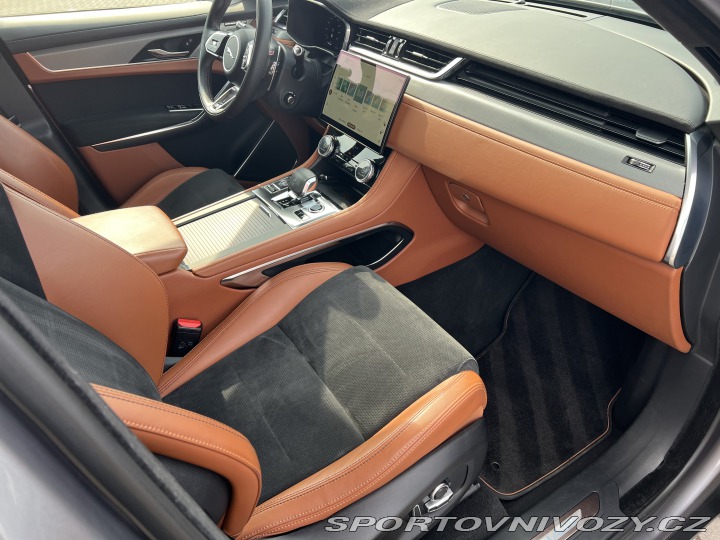 Jaguar F-Pace  2021