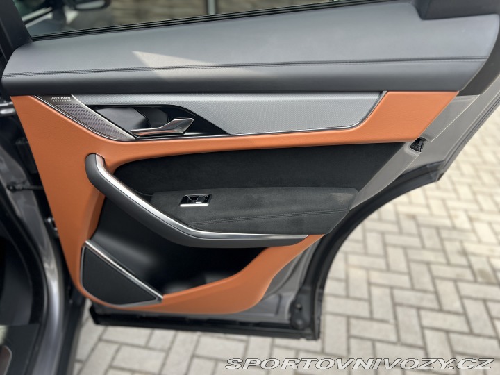 Jaguar F-Pace  2021