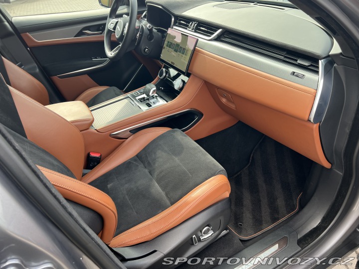 Jaguar F-Pace  2021