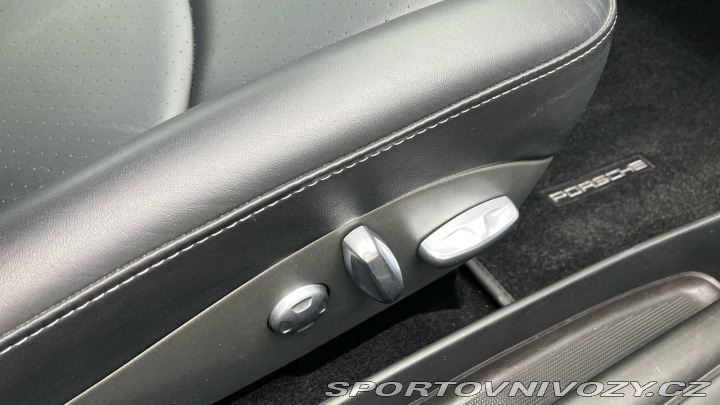 Porsche Cayman S Black Edition 2011