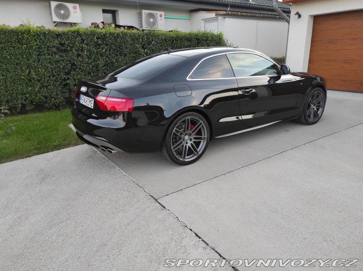 Audi S5 4,2 FSI V8 2008