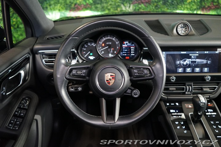 Porsche Macan GTS Chrono Pano PDK Vzduc 2022