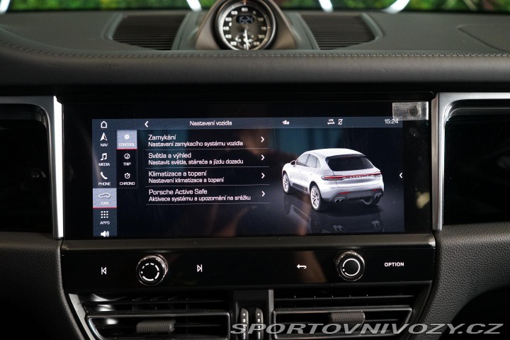 Porsche Macan GTS Chrono Pano PDK Vzduc 2022