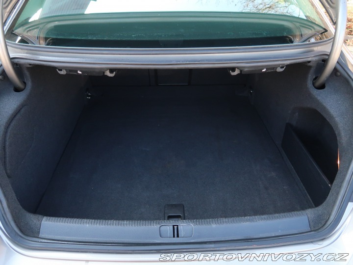 Volkswagen CC Sportline 2.0 TDI 2012