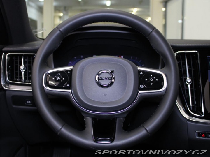 Volvo S60 2,0 B5 AWD Ultimate Dark 2024