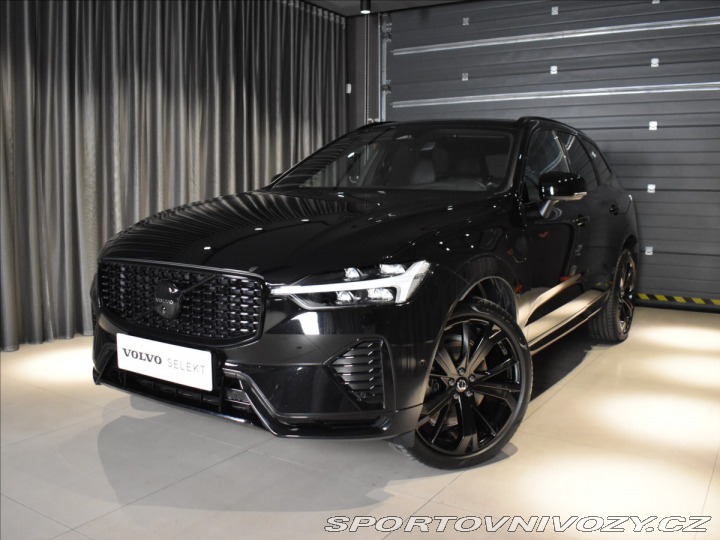 Volvo Ostatní modely XC60 2,0 T6 AWD Black Edition 2024
