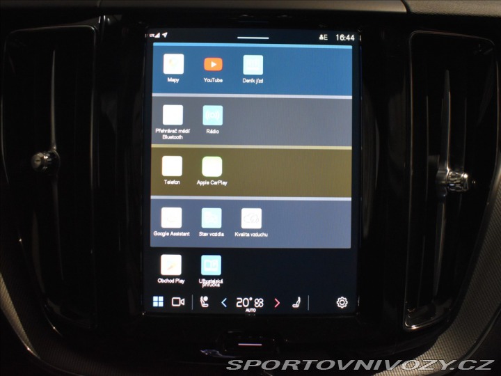 Volvo Ostatní modely XC60 2,0 T6 AWD Black Edition 2024