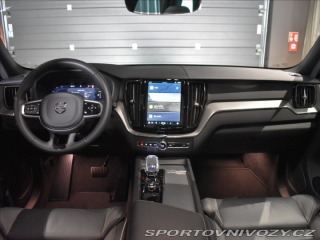 Volvo Ostatní modely XC60 2,0 T6 AWD Black Edition 2024