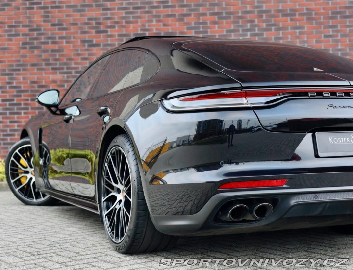 Porsche Panamera Turbo S *PCCB*Panoráma*Ť 2021