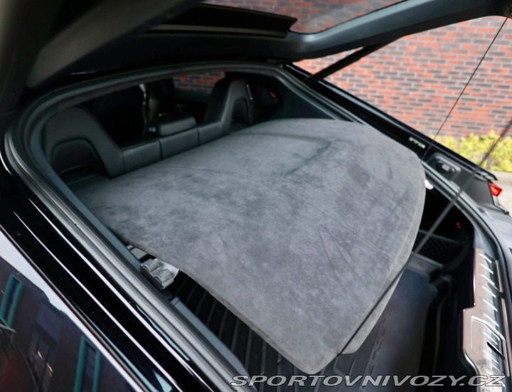 Porsche Panamera Turbo S *PCCB*Panoráma*Ť 2021