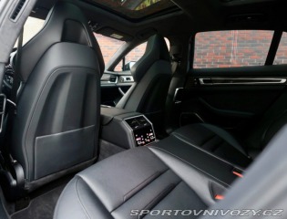 Porsche Panamera Turbo S *PCCB*Panoráma*Ť 2021