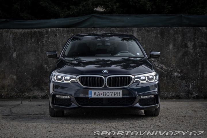 BMW 5 540i xDrive A/T 2018