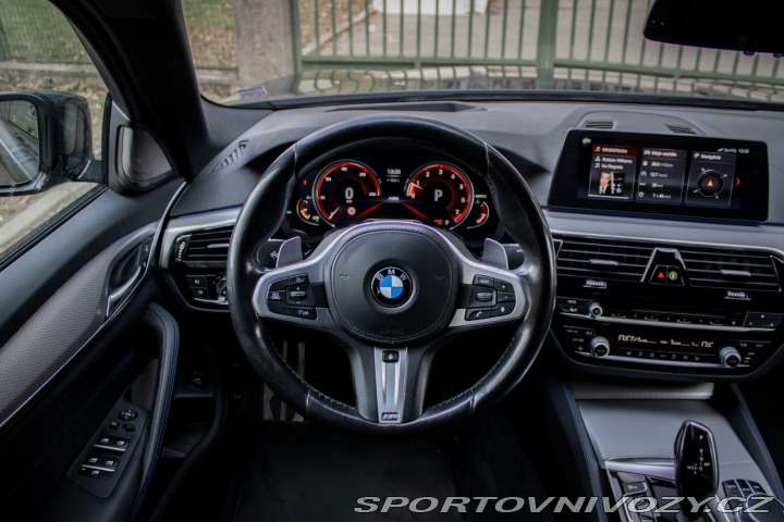 BMW 5 540i xDrive A/T 2018