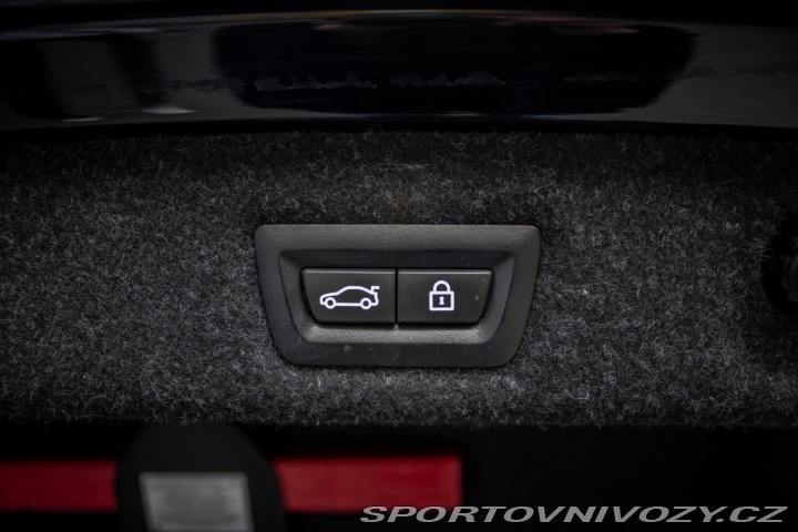 BMW 5 540i xDrive A/T 2018
