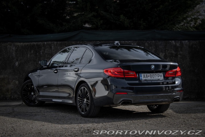 BMW 5 540i xDrive A/T 2018