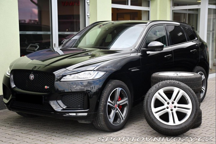 Jaguar F-Pace 30d AWD S REZERVACE 2017