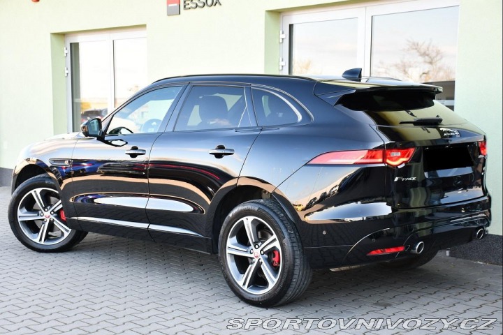 Jaguar F-Pace 30d AWD S PANO TAŽNÉ MERI 2017