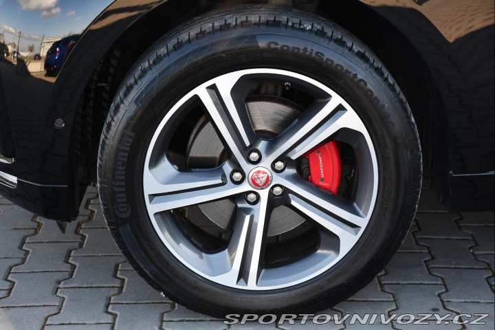 Jaguar F-Pace 30d AWD S PANO TAŽNÉ MERI 2017