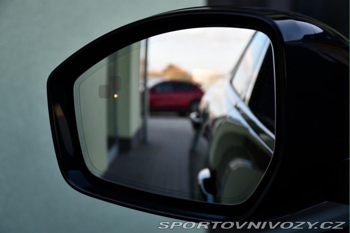 Jaguar F-Pace 30d AWD S PANO TAŽNÉ MERI 2017